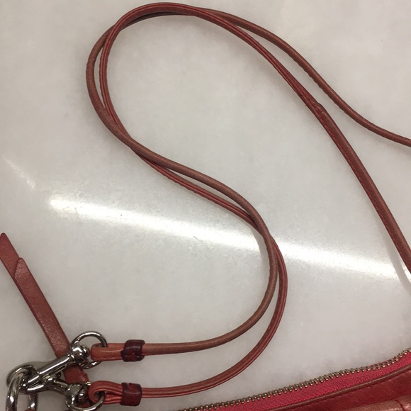 2000’s Era coral Coach purse - Picture 9 of 12